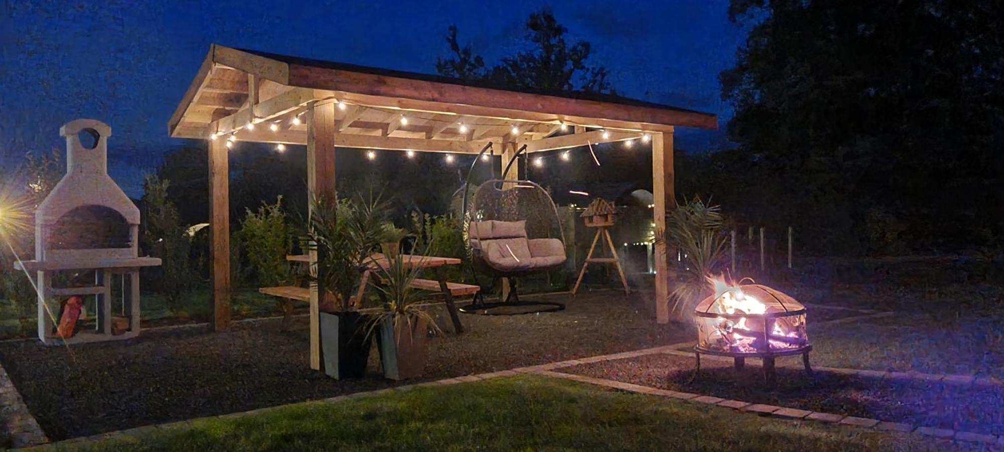 Вилла Eastridge Glamping Шрусбери Экстерьер фото
